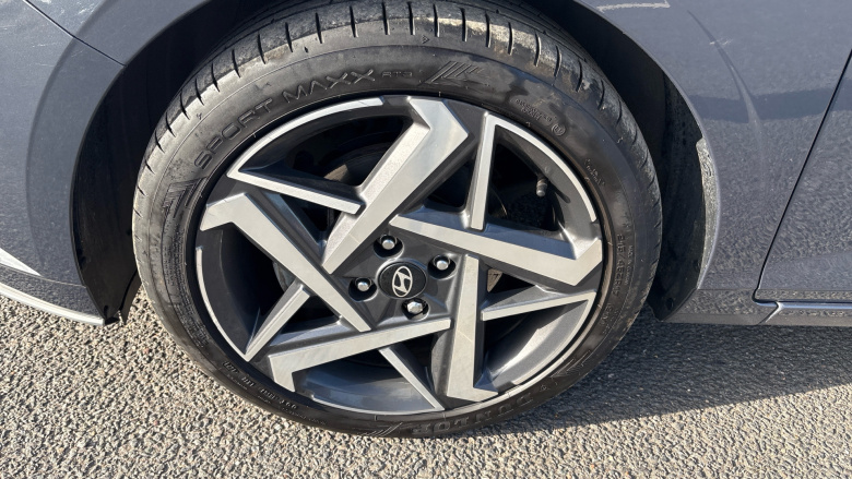 Hyundai i20 1.0T GDi Premium 5dr DCT Petrol Hatchback